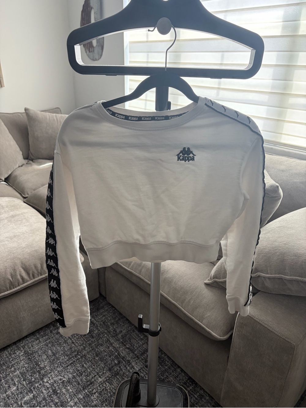 Kappa White Cropped Logo Tape Crewneck Sweatshirt Size M